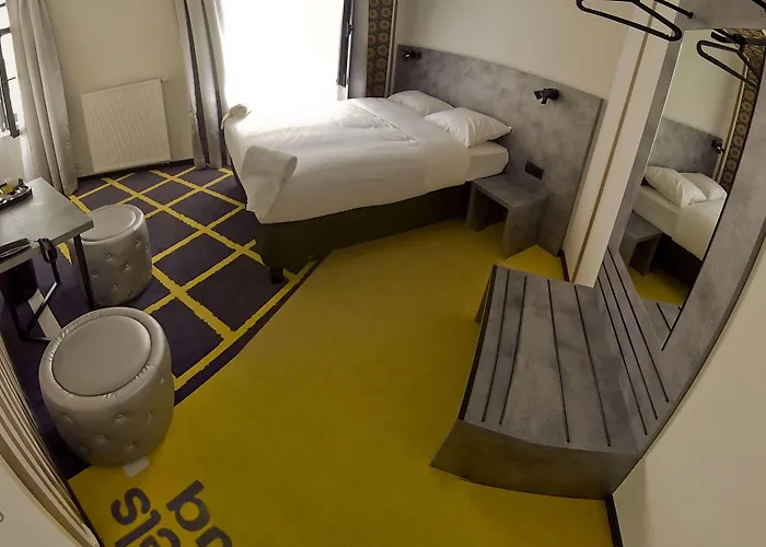 Nekotel Concept Art Hotel